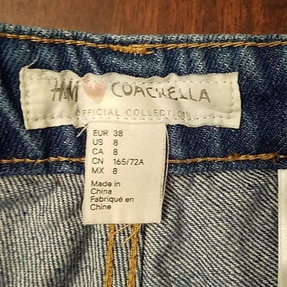 H&M Coachella Shorts - Picture 2 of 4